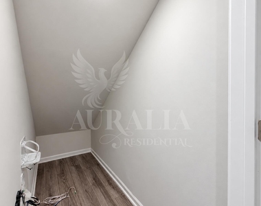 160 Royal Star Way - Photo Thumbnail 18