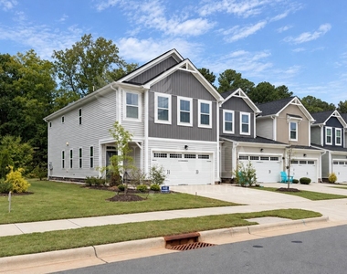 160 Royal Star Way - Photo Thumbnail 38