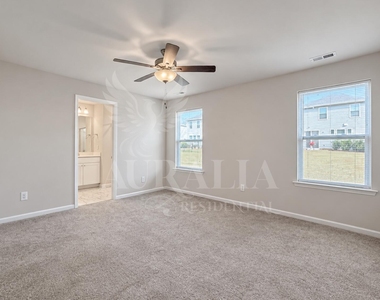 160 Royal Star Way - Photo Thumbnail 30
