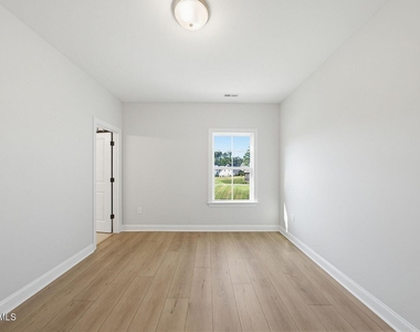7645 Hasentree Way - Photo Thumbnail 44