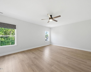 7645 Hasentree Way - Photo Thumbnail 23