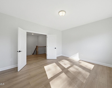 7645 Hasentree Way - Photo Thumbnail 26