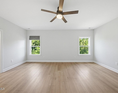 7645 Hasentree Way - Photo Thumbnail 4