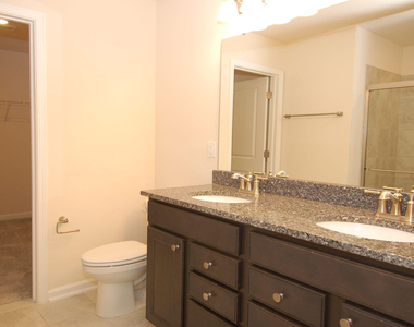 331 White Oak Ridge Drive - Photo Thumbnail 7