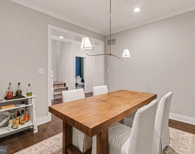 202 Ella Lane - Photo Thumbnail 9