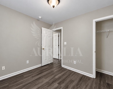 5804 Neuse Wood Drive - Photo Thumbnail 18