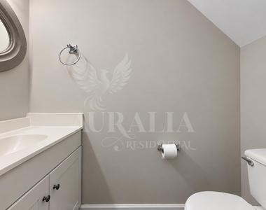 5804 Neuse Wood Drive - Photo Thumbnail 11