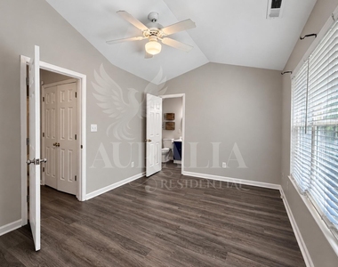 5804 Neuse Wood Drive - Photo Thumbnail 19