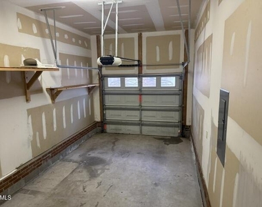 6003 Kohler Lane - Photo Thumbnail 21
