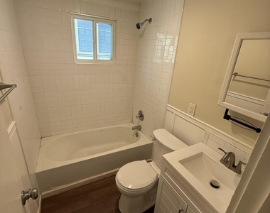 1104 Spaulding Street - Photo Thumbnail 2