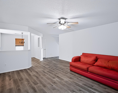 956 Mailwood Drive - Photo Thumbnail 13