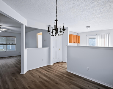 956 Mailwood Drive - Photo Thumbnail 16