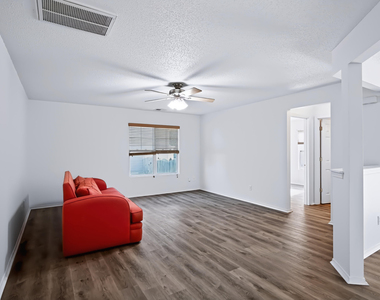 956 Mailwood Drive - Photo Thumbnail 4