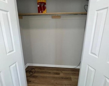 628 E Springfield Road - Photo Thumbnail 2