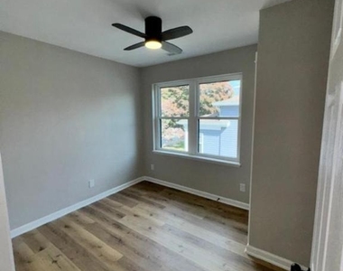 628 E Springfield Road - Photo Thumbnail 13