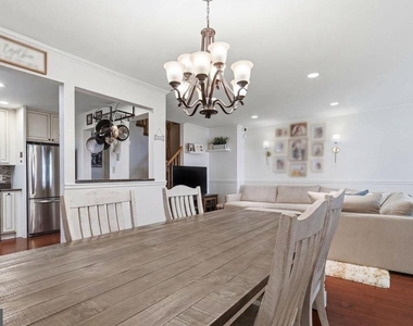 6705 Spruce Mill Drive - Photo Thumbnail 3