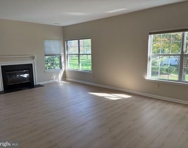 1007 Waterford Road - Photo Thumbnail 4