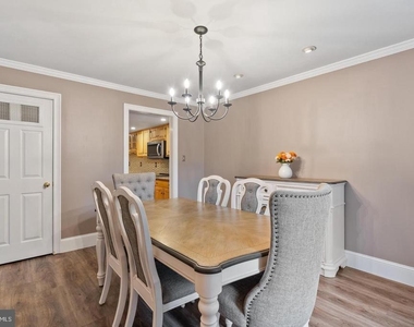 226 Farleigh Court - Photo Thumbnail 6