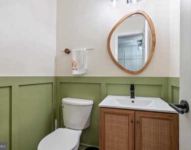 226 Farleigh Court - Photo Thumbnail 7