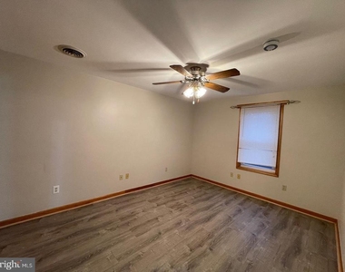 1 New Jersey Ave - Photo Thumbnail 6
