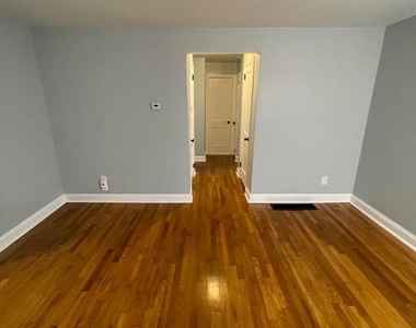 40 Lee Street - Photo Thumbnail 10