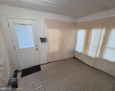 83 Chestnut Street - Photo Thumbnail 14