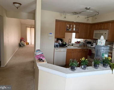 97 Pinewood Drive - Photo Thumbnail 3