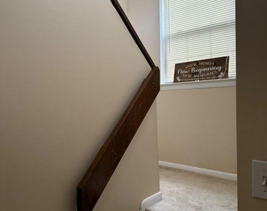97 Pinewood Drive - Photo Thumbnail 9