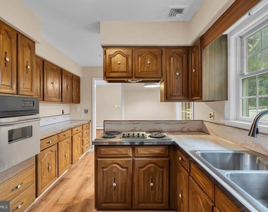 402 Washington Crossing Pennington Road - Photo Thumbnail 10