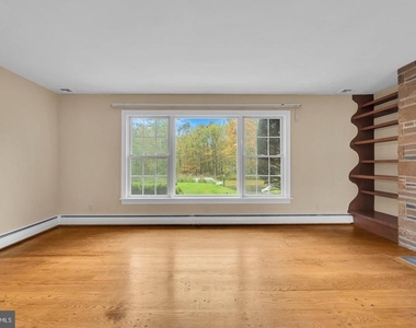 402 Washington Crossing Pennington Road - Photo Thumbnail 5