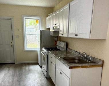 21 Tyrell Avenue - Photo Thumbnail 1