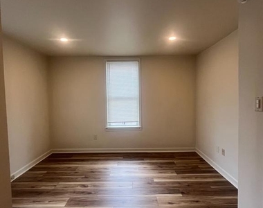 108 Harvard Avenue - Photo Thumbnail 16