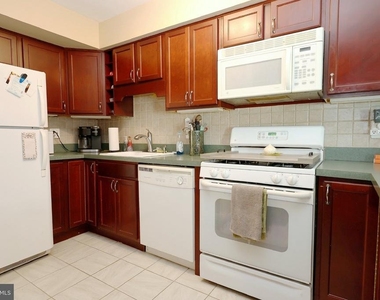 84 Knoll Drive - Photo Thumbnail 8
