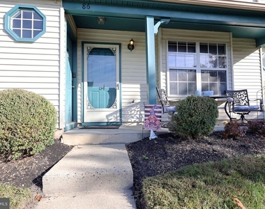 84 Knoll Drive - Photo Thumbnail 2