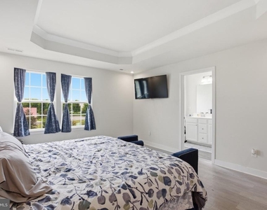 108 Freedom Way - Photo Thumbnail 13