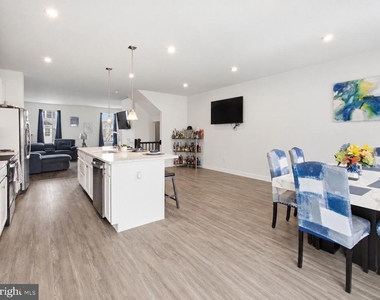 108 Freedom Way - Photo Thumbnail 10