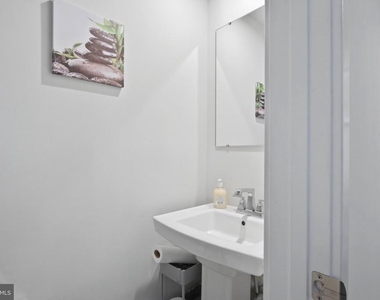 108 Freedom Way - Photo Thumbnail 29