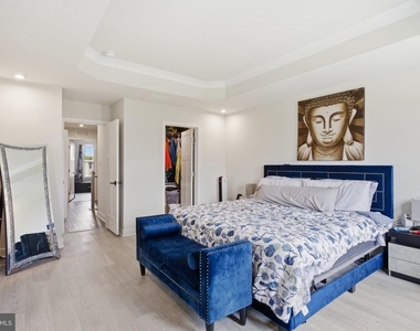 108 Freedom Way - Photo Thumbnail 12