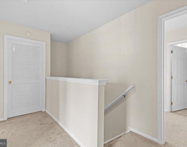 1401 Delancey Way - Photo Thumbnail 19