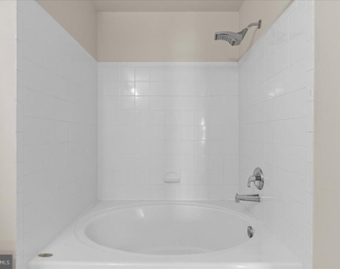 1401 Delancey Way - Photo Thumbnail 25