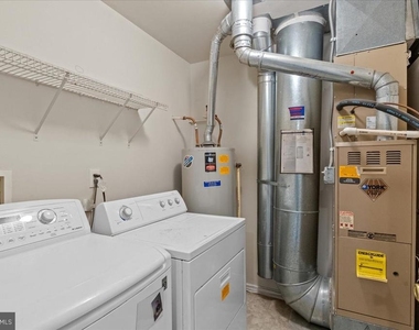 1401 Delancey Way - Photo Thumbnail 34