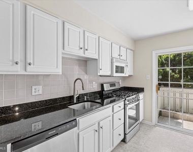 1401 Delancey Way - Photo Thumbnail 8