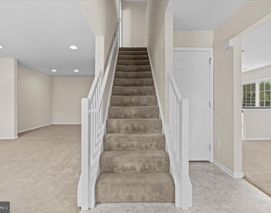 1401 Delancey Way - Photo Thumbnail 18