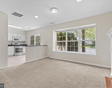1401 Delancey Way - Photo Thumbnail 3