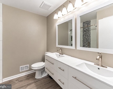 8 Ridgewood Way - Photo Thumbnail 9