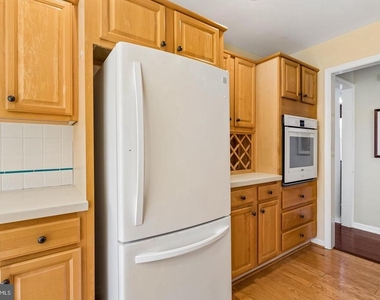 28642 Clubhouse Drive - Photo Thumbnail 12