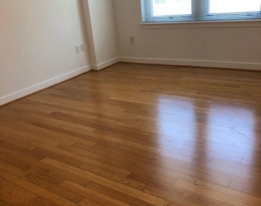 155 Potomac Psge - Photo Thumbnail 2