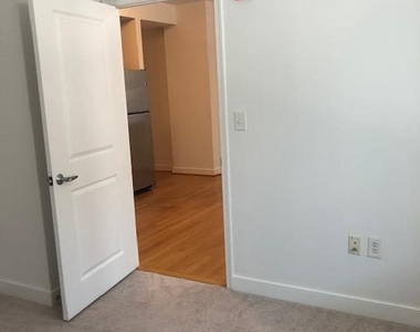 155 Potomac Psge - Photo Thumbnail 14