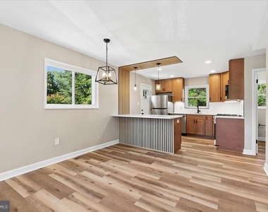 5008 36th Avenue - Photo Thumbnail 22