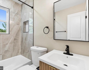 5008 36th Avenue - Photo Thumbnail 44